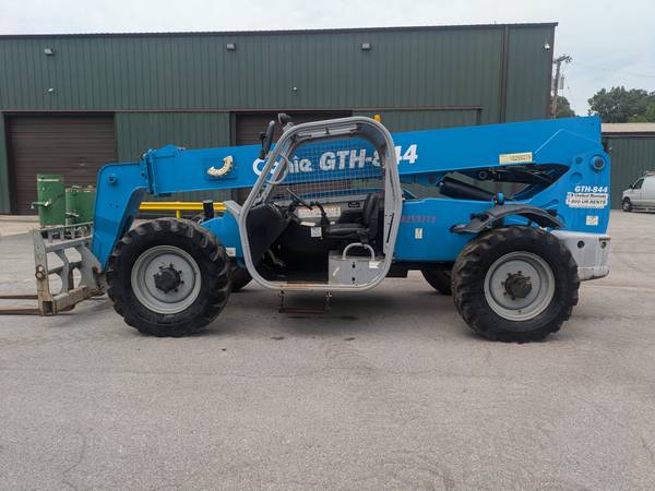 Genie GTH-844, Import USA — Foto 1