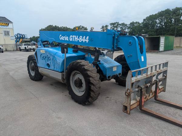 Genie GTH-844, Import USA — Foto 6 z 12