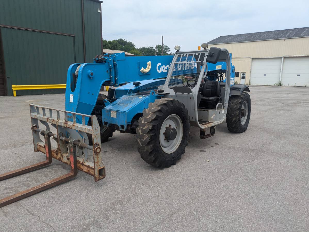 Genie GTH-844, Import USA — Foto 8 z 12