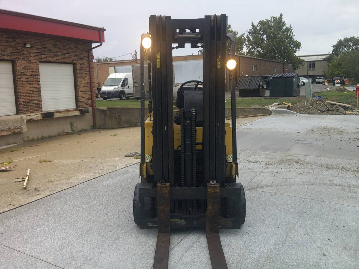 Caterpillar 6000, Import USA — Foto 2 z 10