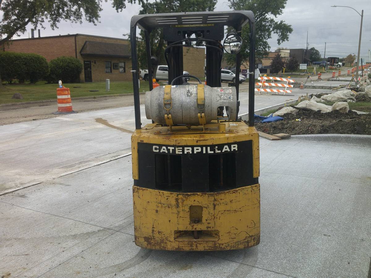 Caterpillar 6000, Import USA — Foto 4 z 10