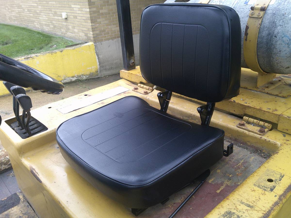 Caterpillar 6000, Import USA — Foto 7 z 10