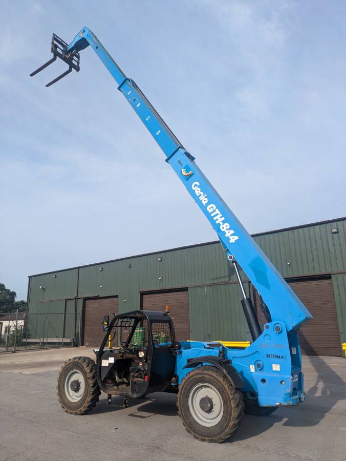Genie GTH-844, Import USA — Foto 9 z 9