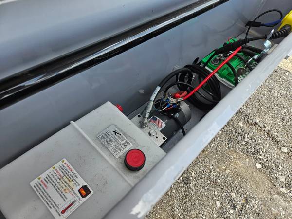 Bobcat LOAD, Import USA — Foto 4 z 12