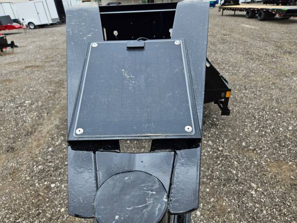 Bobcat LOAD, Import USA — Foto 4 z 12