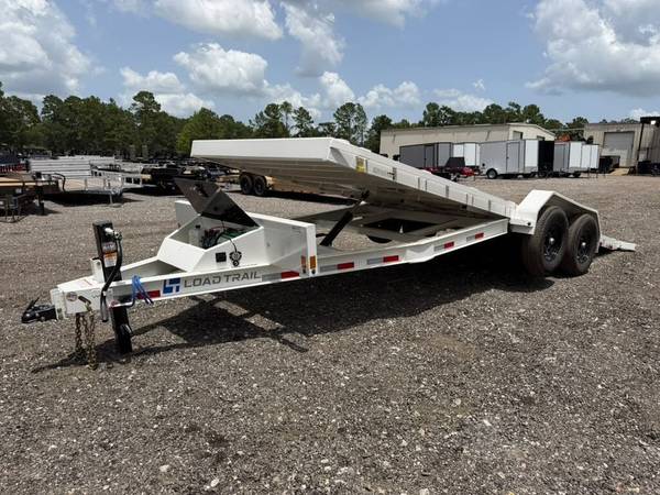 Bobcat LOAD, Import USA — Foto 1 z 12 Bobcat LOAD, Import USA — Foto 1 z 12