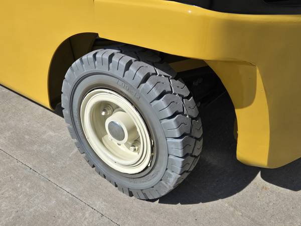 Kubota 12000LB, Import USA — Foto 9 z 12