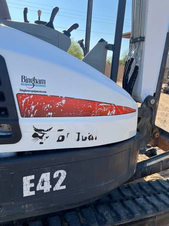 Bobcat EXCAVATOR, Import USA — Foto 2 z 2