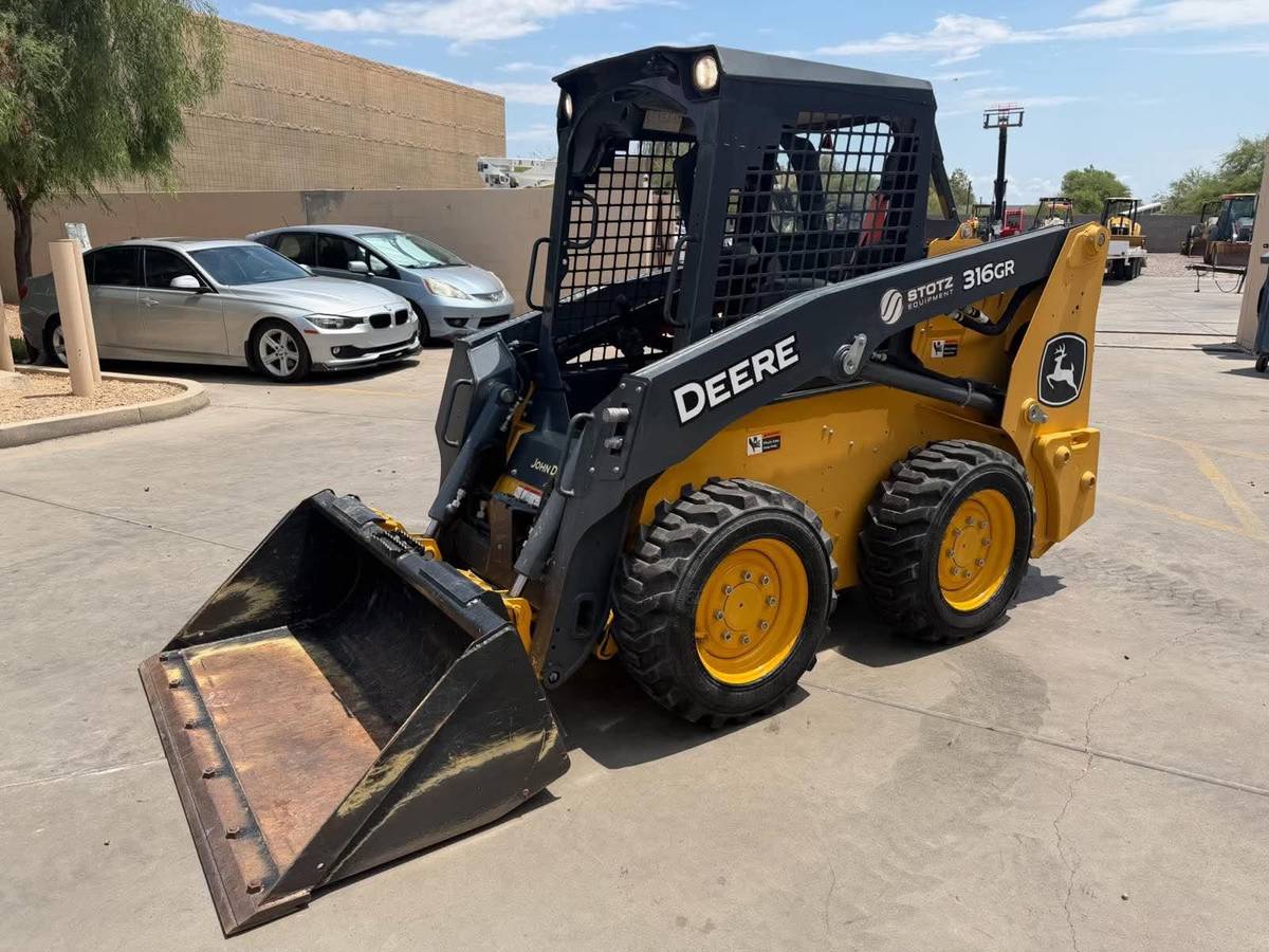 John Deere 316GR, Import USA — Foto 1