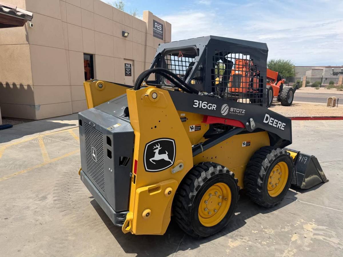 John Deere 316GR, Import USA — Foto 5 z 9