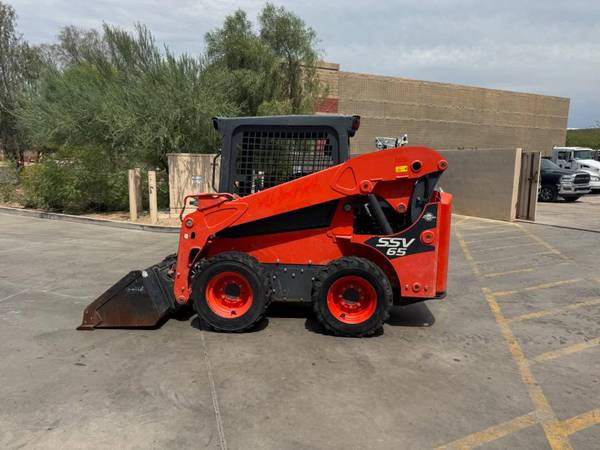 Kubota SSV65, Import USA — Foto 2 z 7