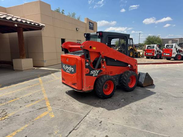 Kubota SSV65, Import USA — Foto 5 z 7