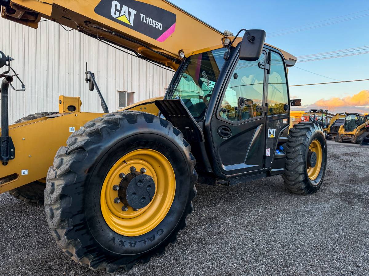 Caterpillar TL1055D, Import USA — Foto 9 z 12