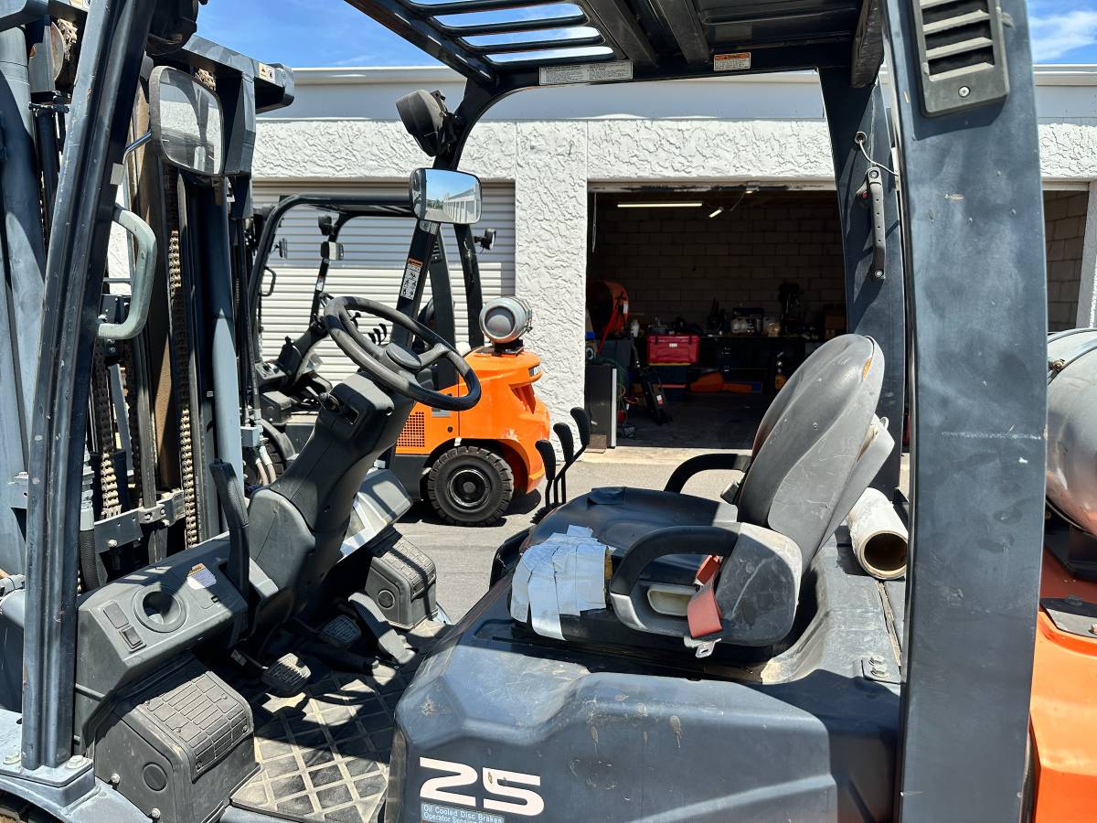 Doosan LOW, Import USA — Foto 10 z 10