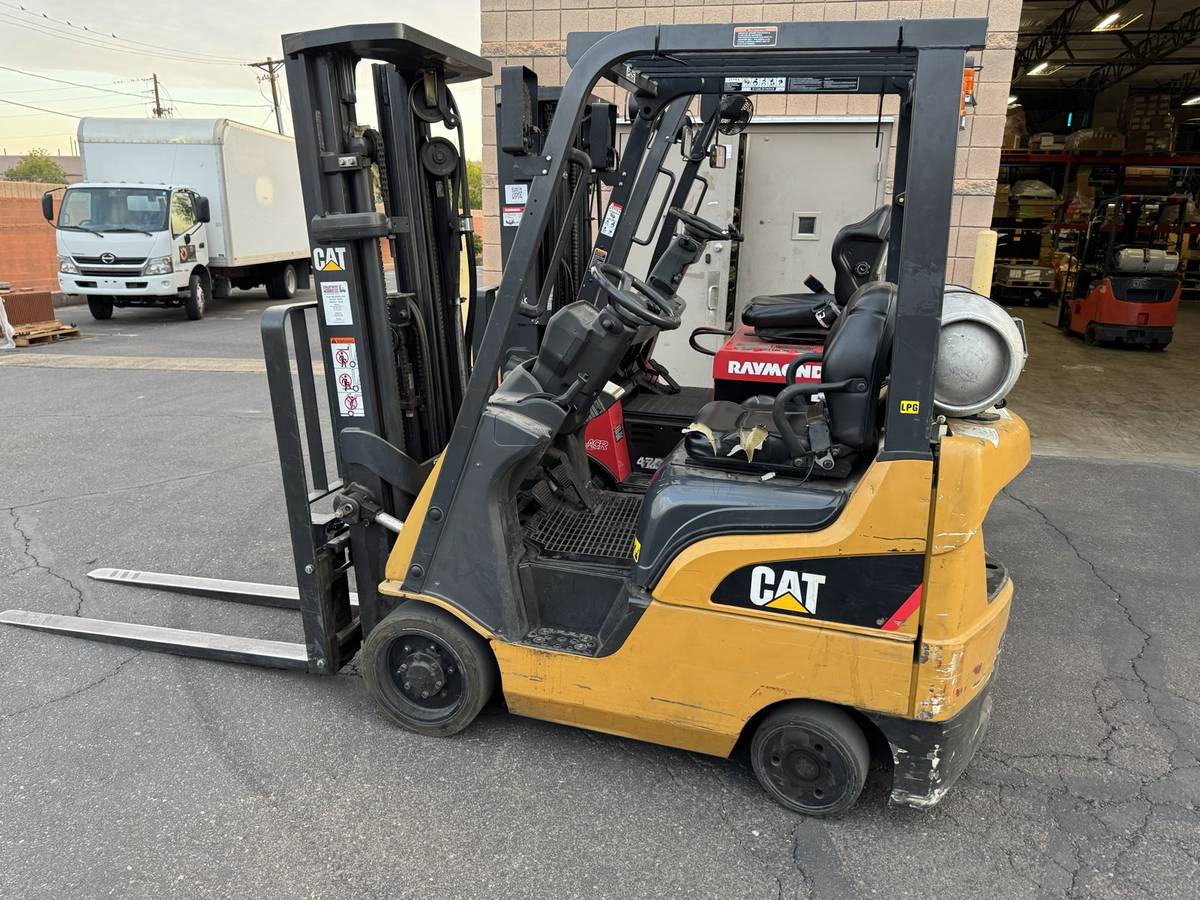 Caterpillar 2C3000, Import USA — Foto 1