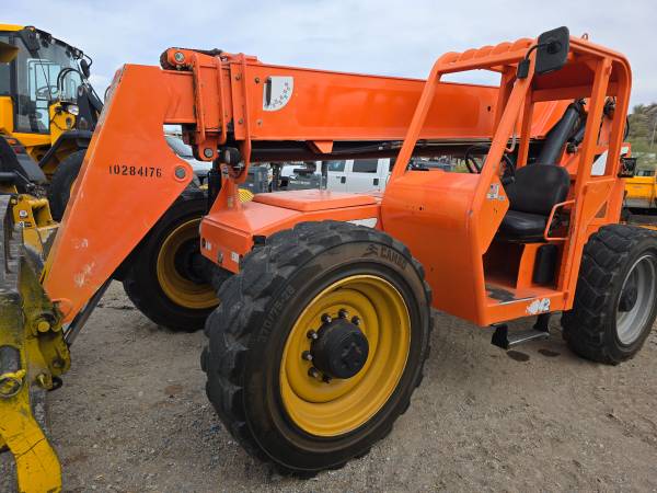 SkyTrak 8042, Import USA — Foto 1