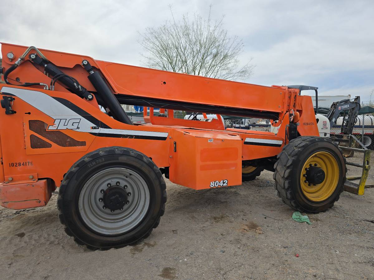 SkyTrak 8042, Import USA — Foto 4 z 4