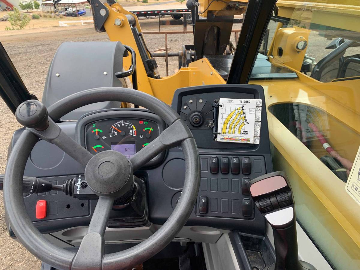 Caterpillar 1055D, Import USA — Foto 4 z 4