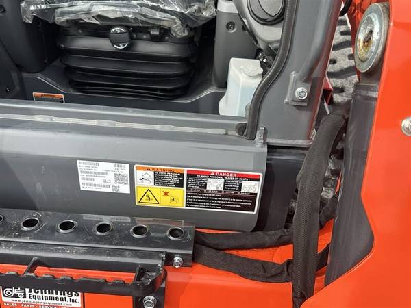 Kubota SVL, Import USA — Foto 11 z 12