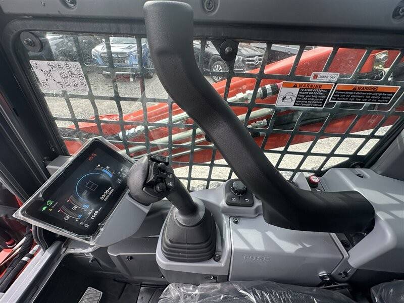 Kubota SVL, Import USA — Foto 8 z 12