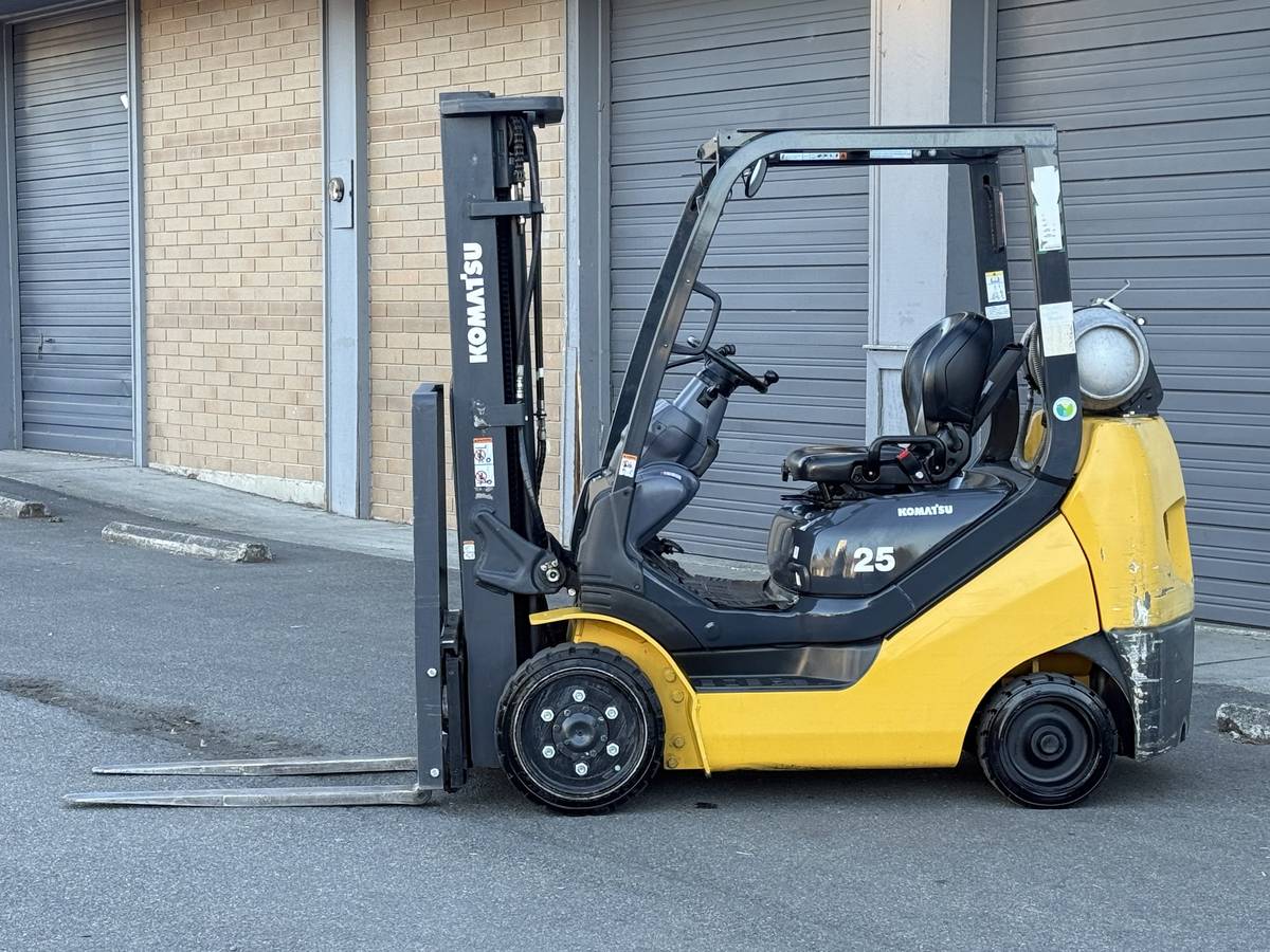 Komatsu FORKLIFT, Import USA — Foto 2 z 5