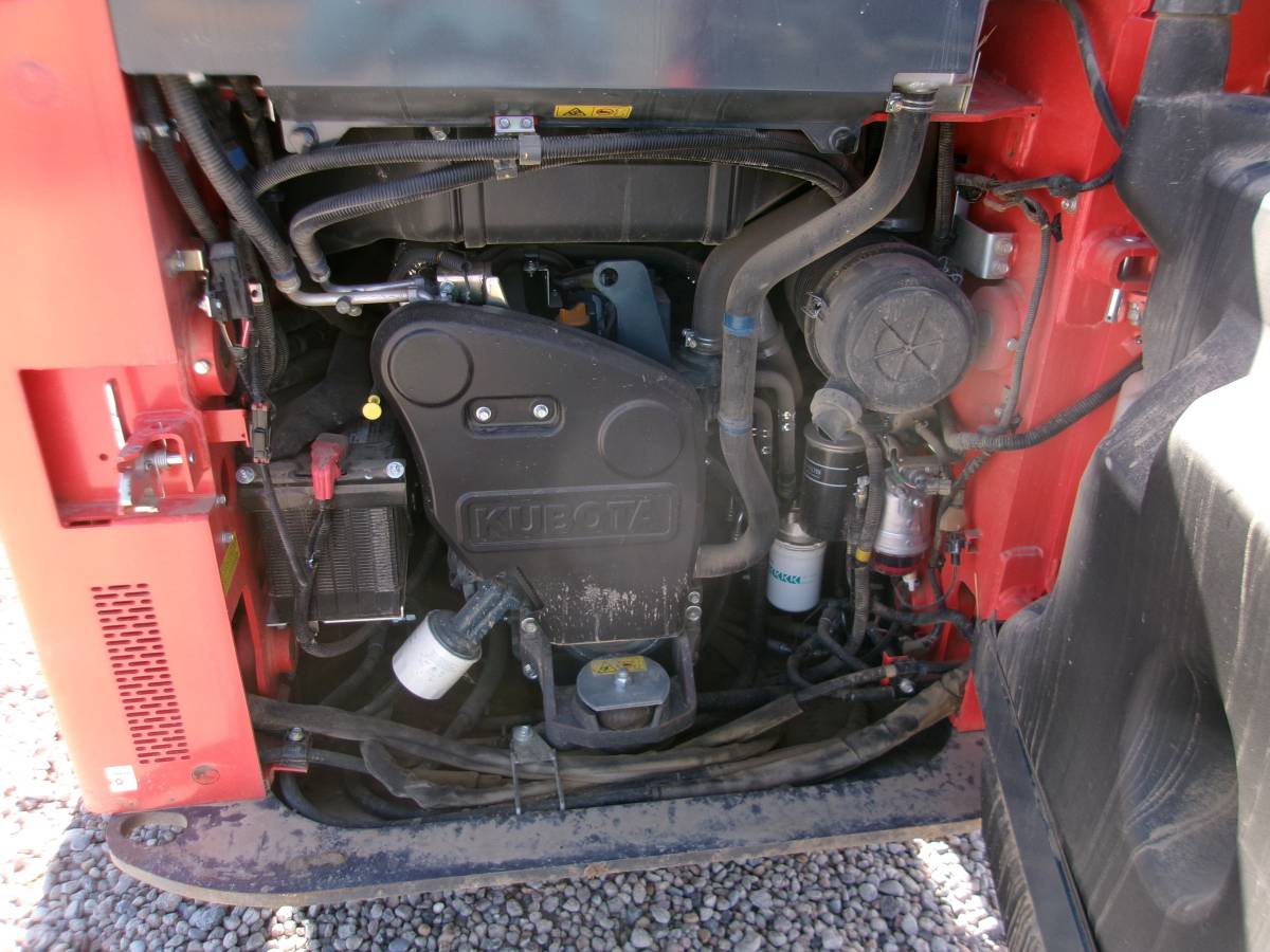 Kubota SSV75, Import USA — Foto 9 z 12