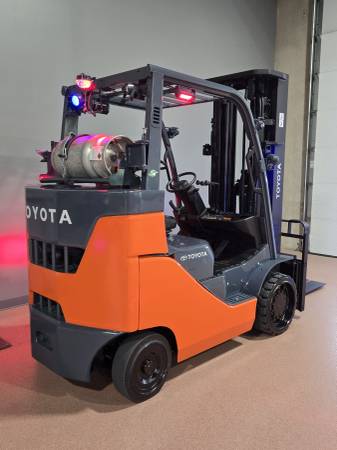 Toyota BOX, Import USA — Foto 5 z 12