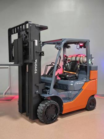 Toyota BOX, Import USA — Foto 7 z 12