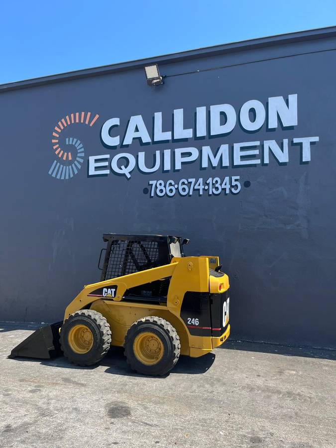 Caterpillar 246, Import USA — Foto 2 z 12