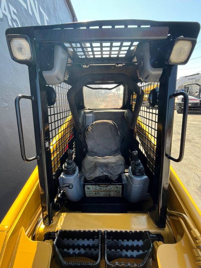 Caterpillar 246, Import USA — Foto 6 z 12