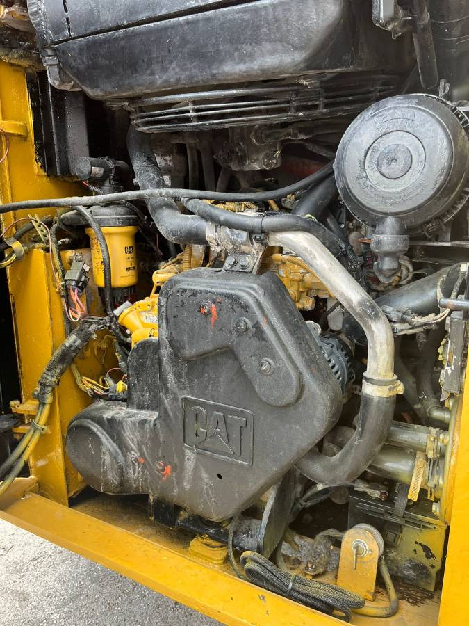 Caterpillar 226D, Import USA — Foto 11 z 12