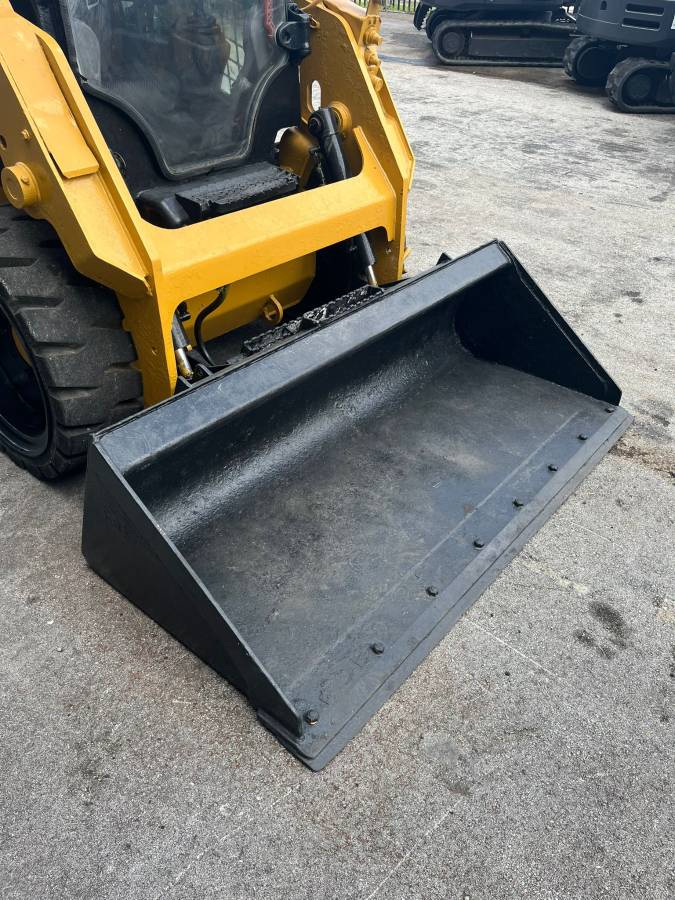Caterpillar 226D, Import USA — Foto 5 z 12