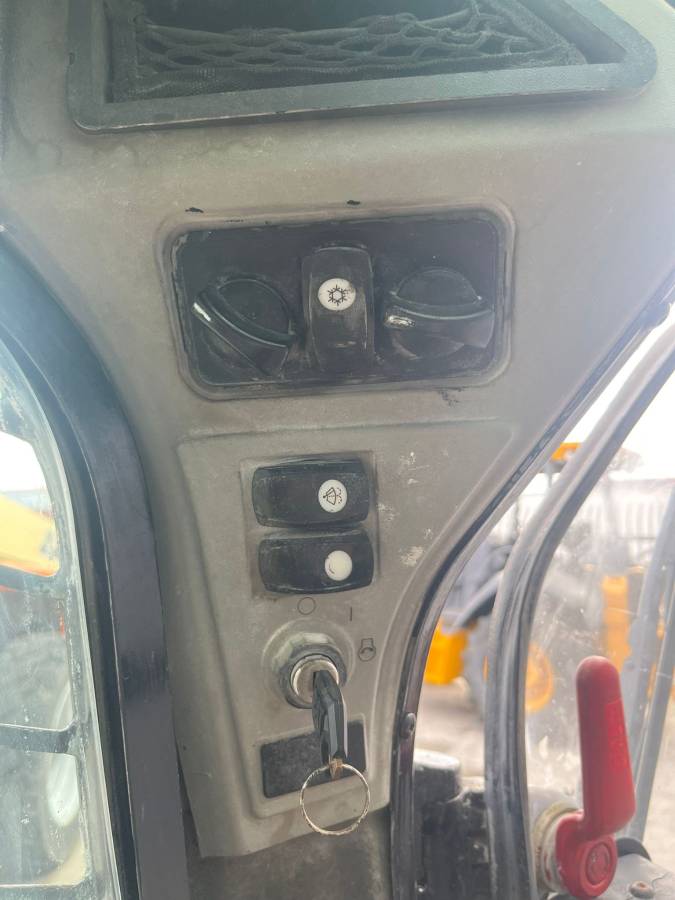 Caterpillar 226D, Import USA — Foto 8 z 12