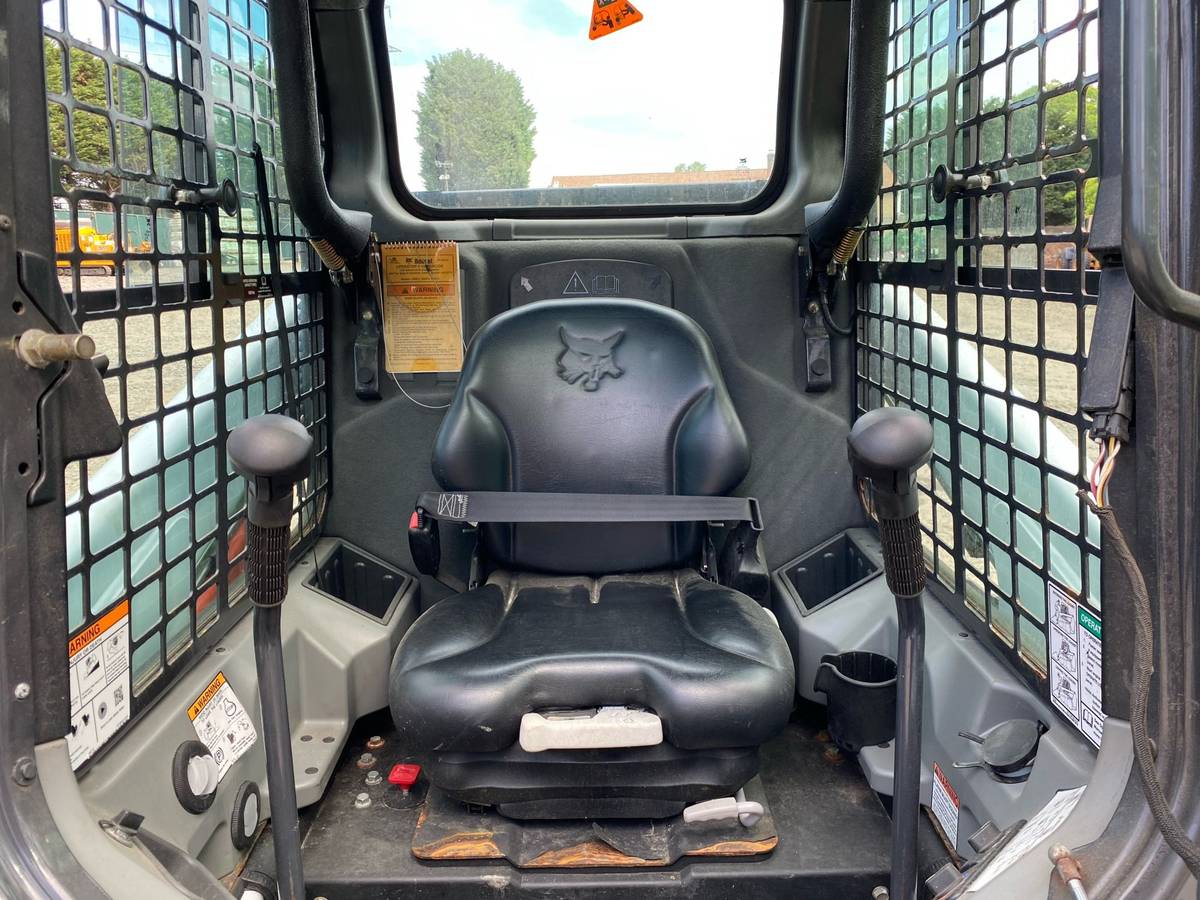 Caterpillar BOBCAT, Import USA — Foto 8 z 12