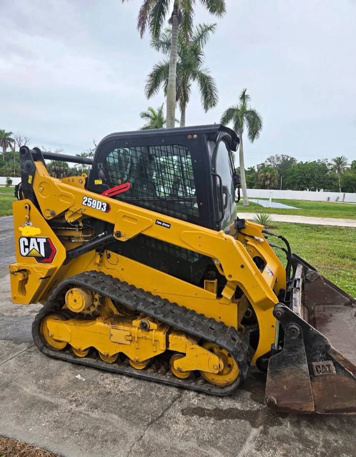 Caterpillar 259D3, Import USA — Foto 1