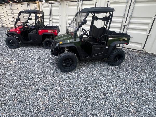 Caterpillar HISUN, Import USA — Foto 2 z 12