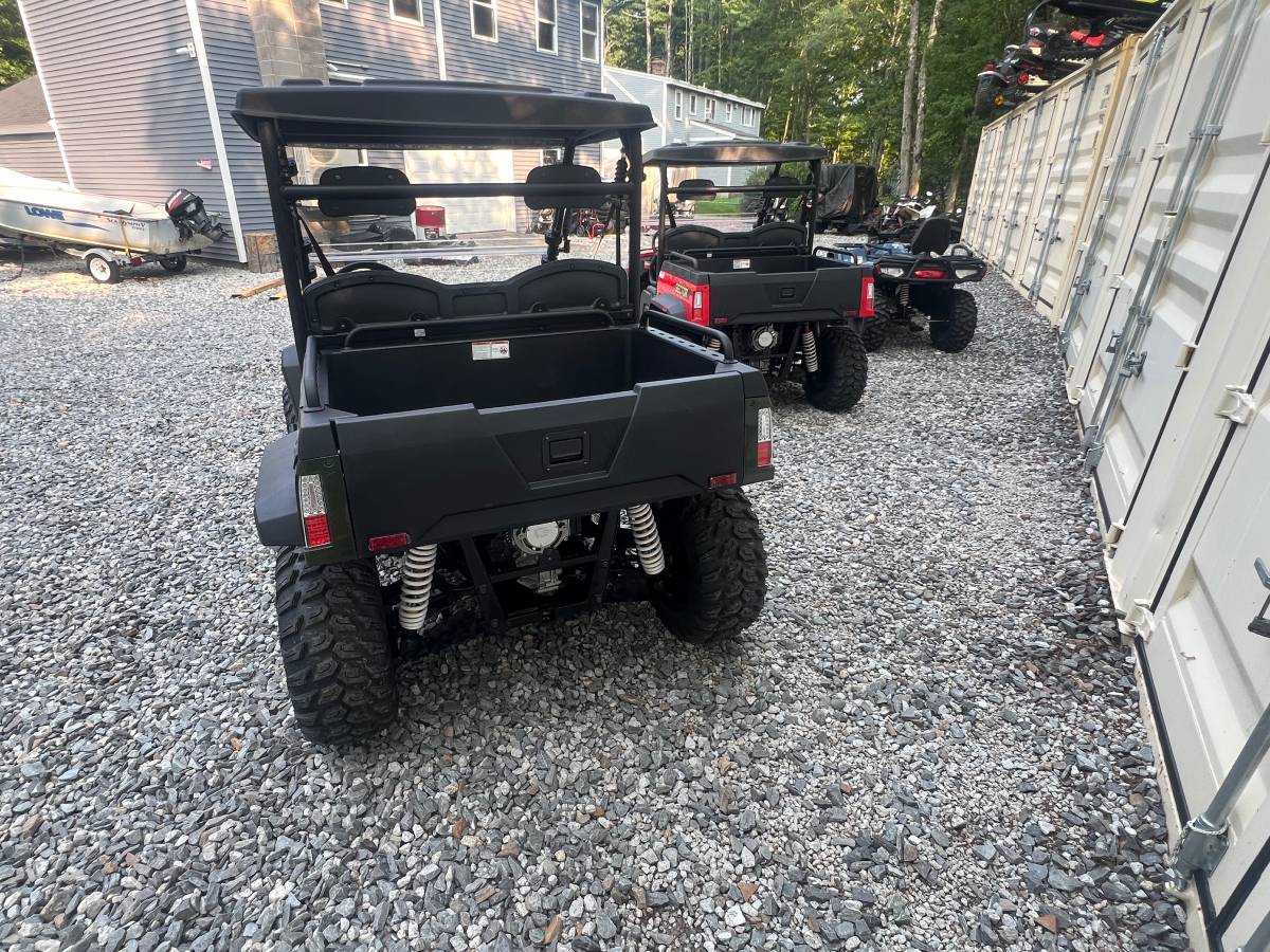 Caterpillar HISUN, Import USA — Foto 6 z 12