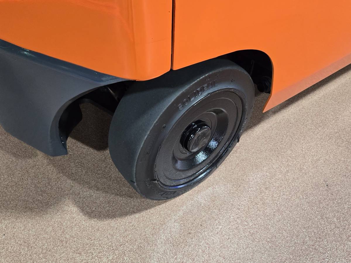 Toyota BOX, Import USA — Foto 12 z 12