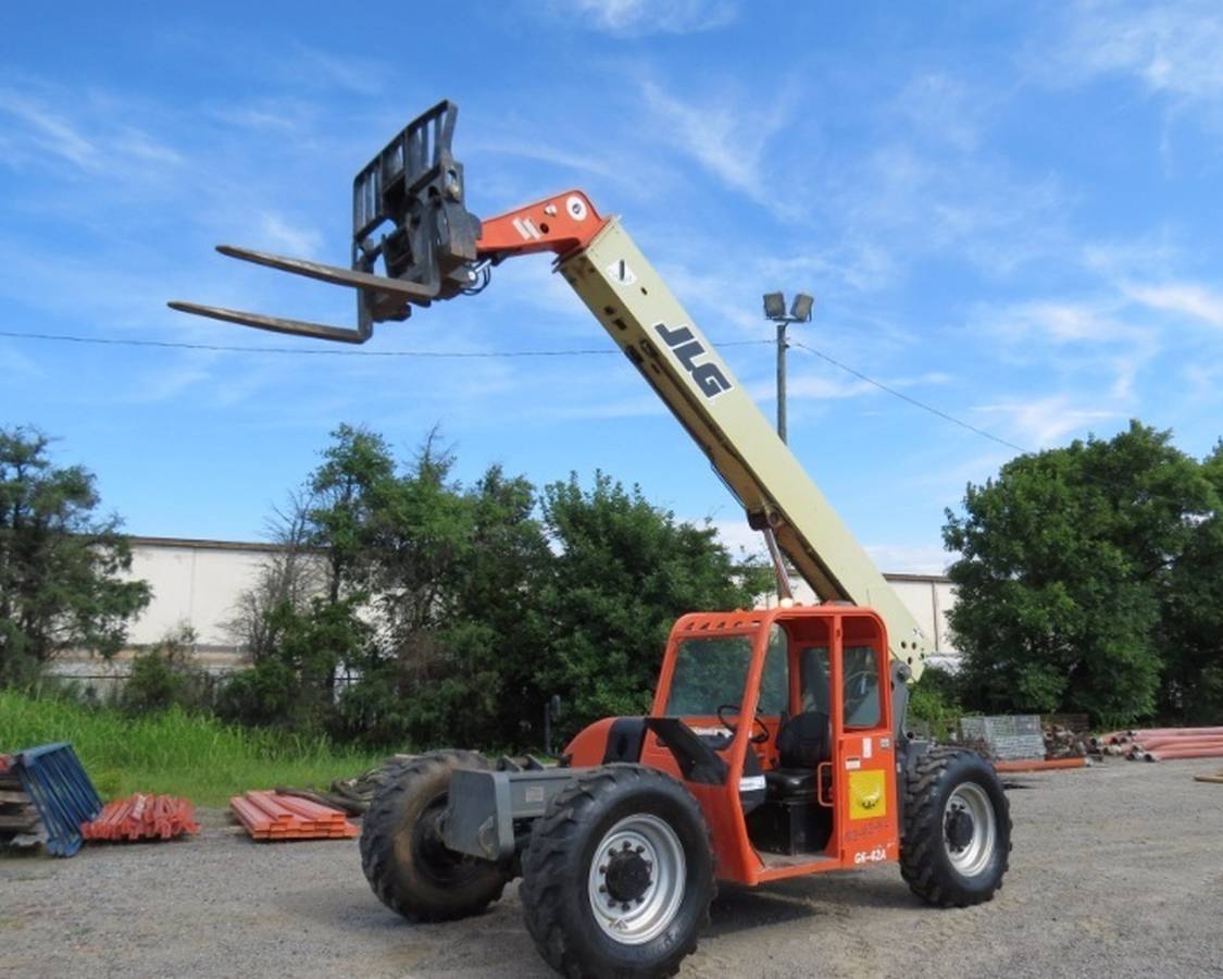 John Deere JLG, Import USA — Foto 2 z 6