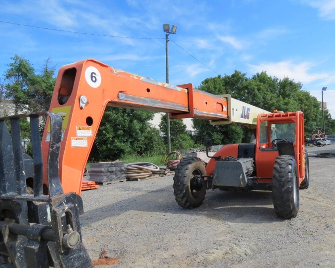 John Deere JLG, Import USA — Foto 4 z 6