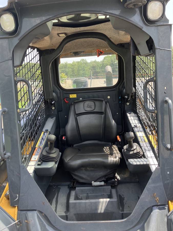 John Deere 325G, Import USA — Foto 4 z 9