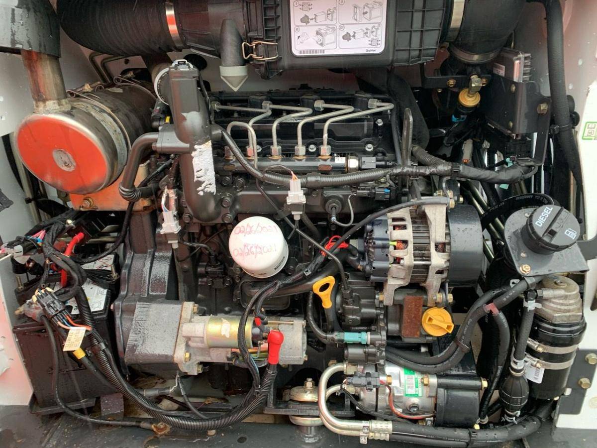Caterpillar BOBCAT, Import USA — Foto 9 z 12