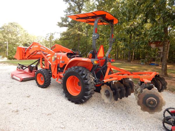 Kubota TRACTOR, Import USA — Foto 2 z 12