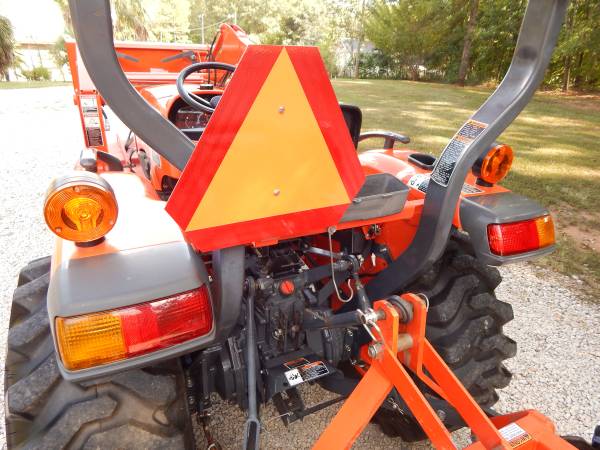 Kubota TRACTOR, Import USA — Foto 6 z 12