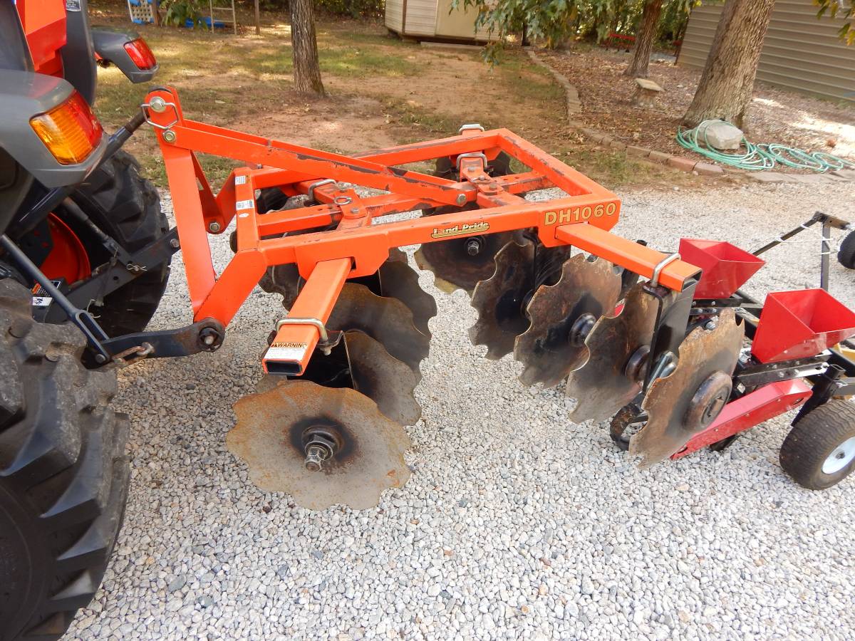 Kubota TRACTOR, Import USA — Foto 7 z 12