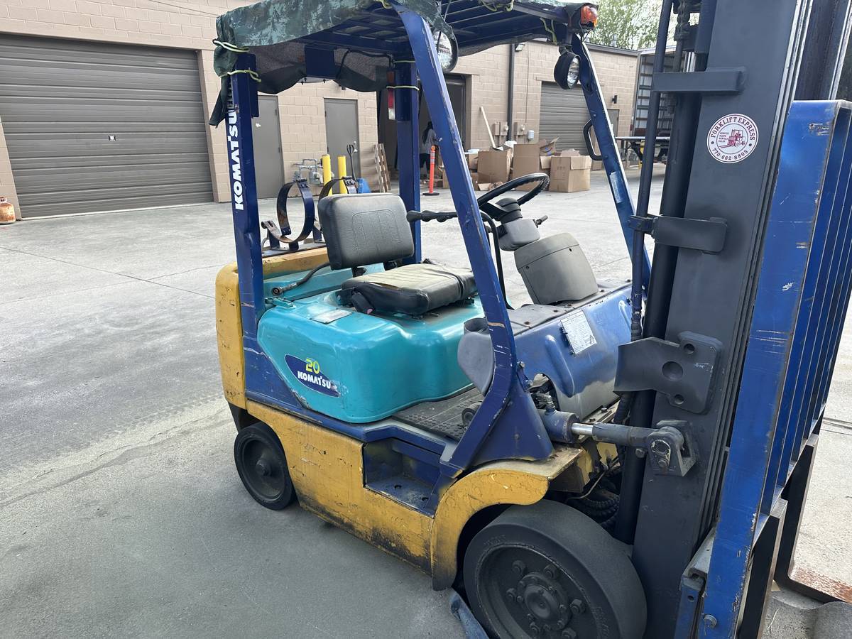 Komatsu, Import USA — Foto 1