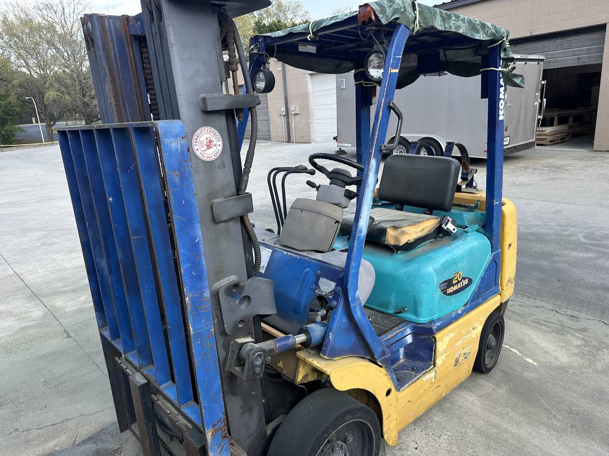 Komatsu, Import USA — Foto 4 z 4