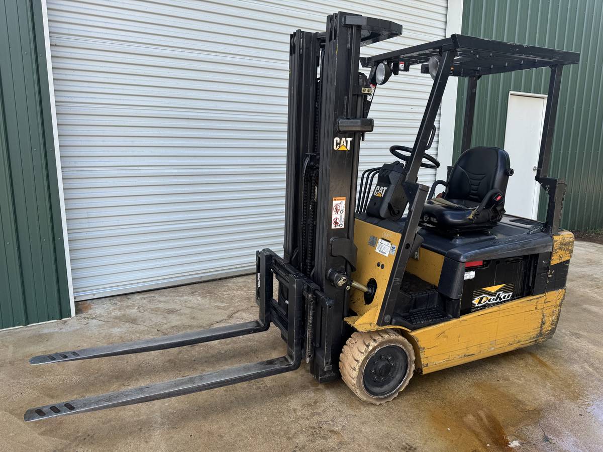 Caterpillar ELECTRIC, Import USA — Foto 4 z 6