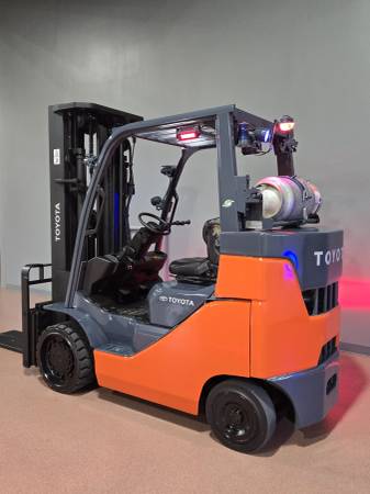 Toyota BOX, Import USA — Foto 2 z 12