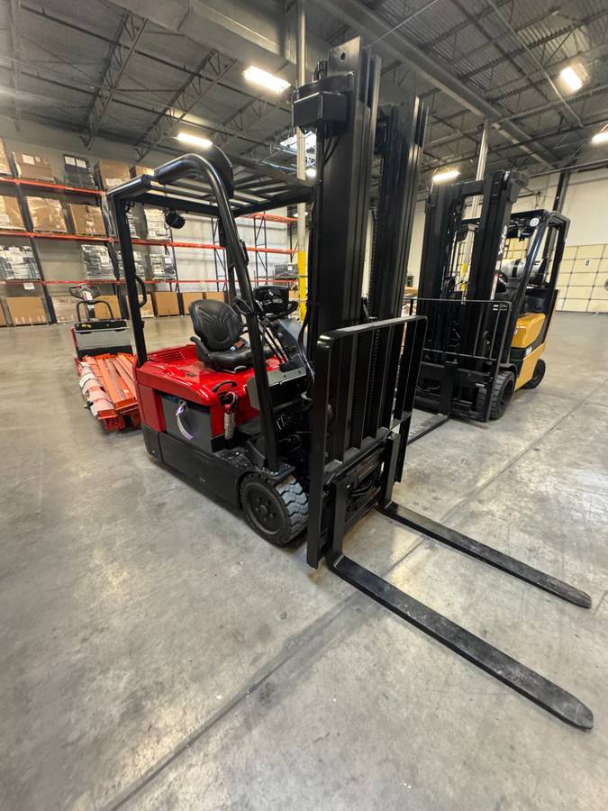 Yale RAYMOND, Import USA — Foto 1